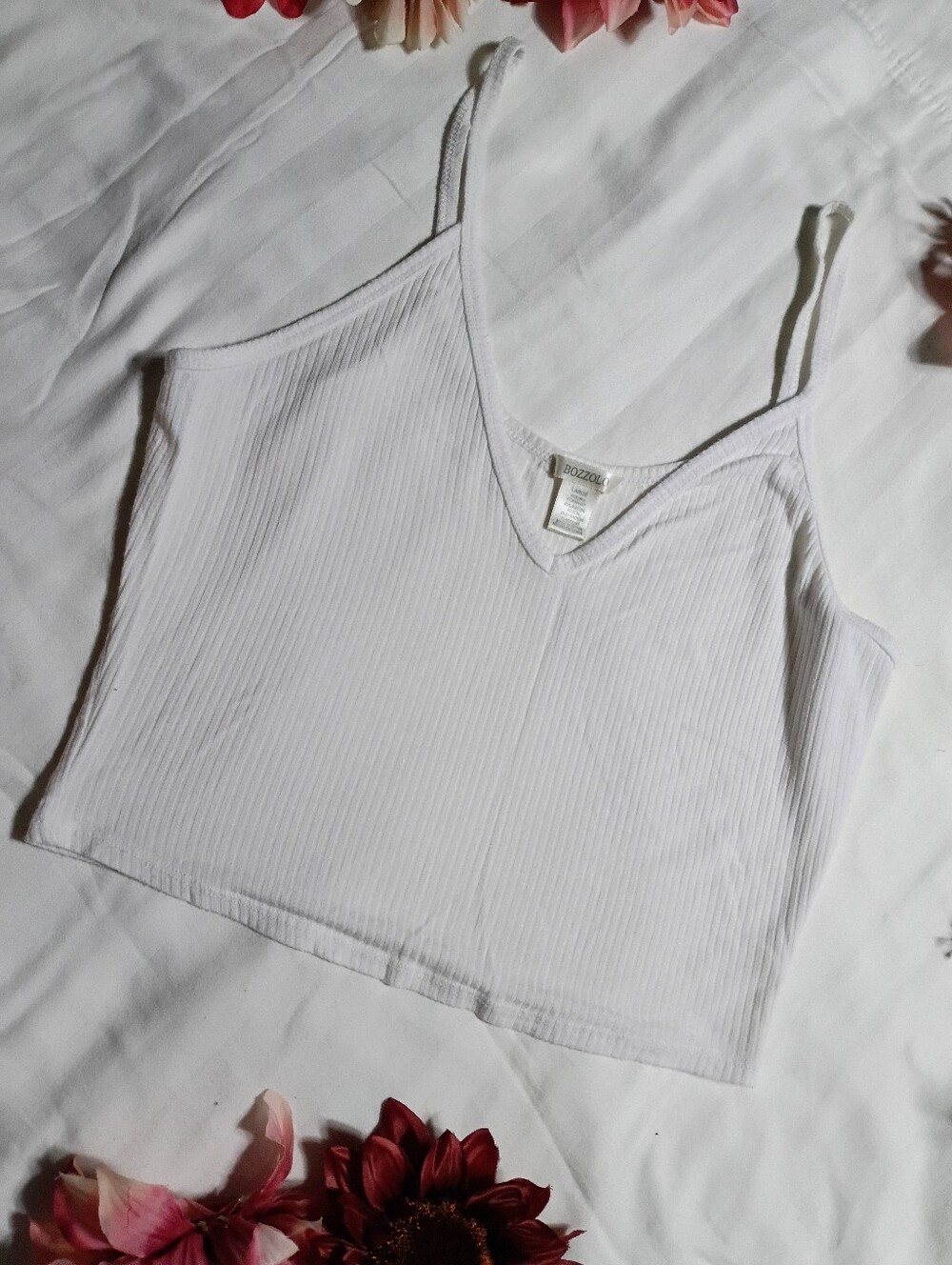 Bozzolo White Ribbed V-Neck Cami Tank
